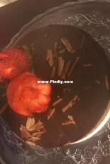 strawberry chocolate cake