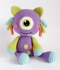 JuliHMtoys- Julia Matiienko - Monster Ari