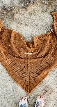 Solstice Rose Shawl by Justyna Lorkowska - Letes Knits