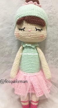 Fios Que Formam - Andréia Lira Pascoal - Ângela Metoo Doll - Boneca Ângela Metoo - Portuguese