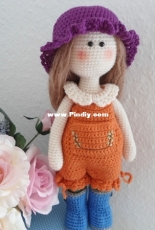 Suwannas crafts room - Suwanna Kirch - Tilda doll jumpsuits - Free