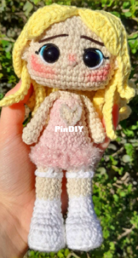 Gema Crochet - Cristina - Sabrina Carpenter - English and Spanish