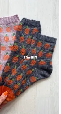 Just peachy pumpkin sock set - Stone Knits