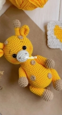 Knit Friends - Svetlana Altunina - Safari Giraffe