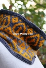 Fall Fire Cowl by Leanne Wilkinson-Free