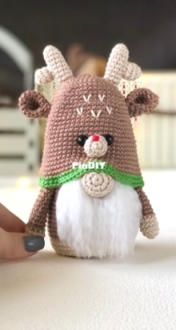Vinera Eyer - Crochet Street - Vinera Kapustkina / Oxana - Deer gnome