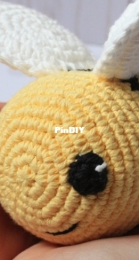 Prairie Toys - Stuff And Fluff Designs  - Tamara Ramsey - Bee - Free