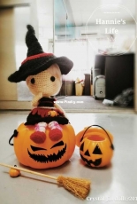little witch Hannie