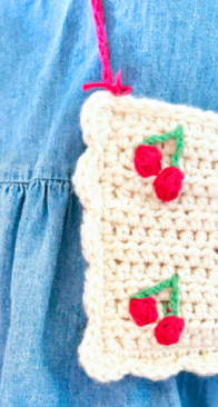 Stuck on You Crochet - Allie / Allison Wasserman - The Sweet Cherry Satchel - Free