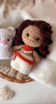 Polynesian Princess and Pig - Fennec toys - English