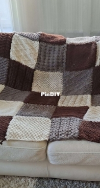 Cozy Cosette Blanket by Clara Hirešová Zuschlag - English, French - Free
