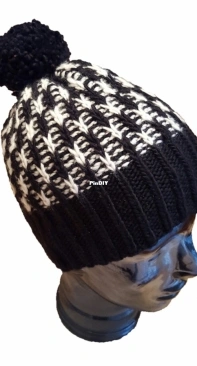 Snow Valley Beanie by Anne Gagnon-Free
