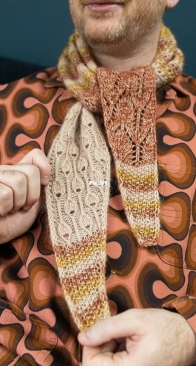 Glowhair Frost Scarflet by Stephen West