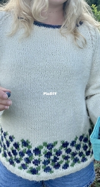 Blueberry Raglan by Kirsten Forrester