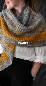 Lilong Shawl by Inese Sang - Chinese, Korean