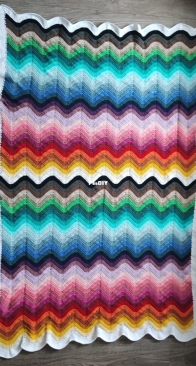 Rainbow wave blanket