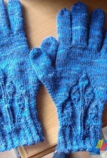 Wood Elves Gloves by Christelle Nihoul - French