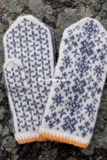 Snow for Skadi Mittens by Lanja Sámsdóttir-Free