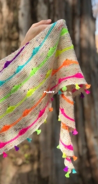 Little Rainbow Shawl - Juana Roman - Andoliando