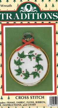 Traditions - T8551 – Holly Wreath
