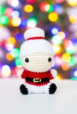 Bunnies and Yarn - Michelle Alvarez - Baby 20 Mrs. Claus