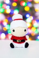 Bunnies and Yarn - Michelle Alvarez - Baby 20 Mrs. Claus