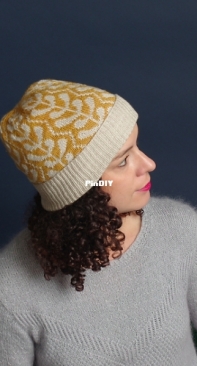 Algae by Marie Amelie Designs - English, French - Free