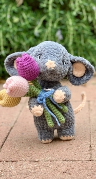 Sarah Dee Crochet - Sarah Prather - Tulip the Mouse - Free