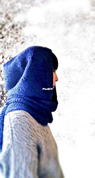 Hakuba Hooded Scarf by Yoko Johnston
