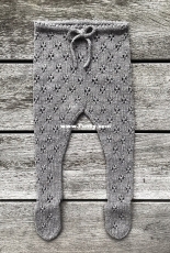 Clover Tights by Pernille Larsen - Knitting for Olive