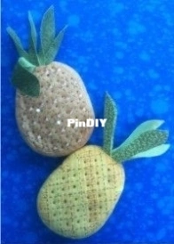 Connecting Threads - Mari Martin - Pineapple Pincushion - Free