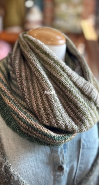 Darn Knit Spiral It Cowl by Aimee Pelletier-Free