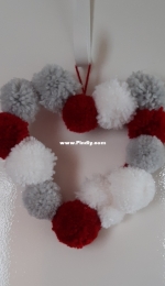 Pompom heart wreath