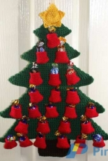 Spins and Needles - Sarah Freeman - Christmas Tree Advent Calendar - Free