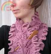 Frilly Scarf by Tove Backhammar - Free