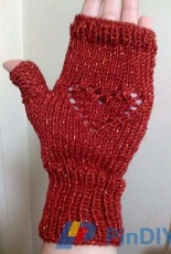 Heart-n-Lace Fingerless Mitts by Kimberly K. Davis-Free