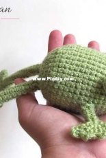 Mevlinn Gusick - Amigurumi Frog - English