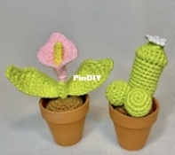 Those Yellow Things - Emily Banaszynski - Cheeky Couples Flora - FreeQ