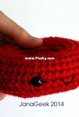 Jana Whitley - Red Blood Cell Amigurumi Crochet Pattern