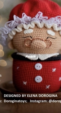 Dorogina Toys - Knitted World by Elena - Elena Dorogina - Christmas Mug Mrs Claus
