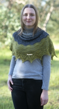 FibreFest 2022 Knitted Shawl by Kathryn Trippett The Australian Wool Store-Free