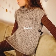 Mon Petit Violon - Vita Apala - Knit-look Poncho-Pullover