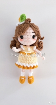 Da Da Da Liu Lian Su - Yi Ben Zheng Jing De Su Su - Little Orange Doll - Chinese - Free