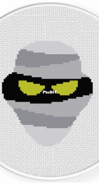 Daily Cross Stitch - Mummy Head