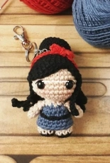 Linhas de Algodão - Andreza Andrade - Mini Amy Winehouse - Portuguese