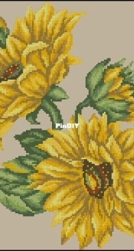 Embroidered bags- Sunflowers by Aurora xsd