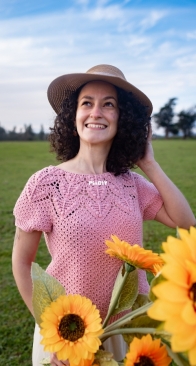 Exuvia Blouse by Yessabett Bueno