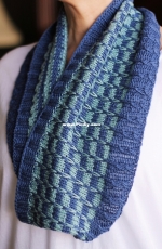 Maritimus Cowl by Amy Odin-Free