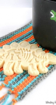 Winding Road Crochet - Lindsey Dale - Mug Rug - Free