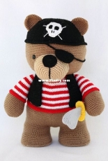 Madelenon - Soledad Iglesias Silva - Jose pirate bear